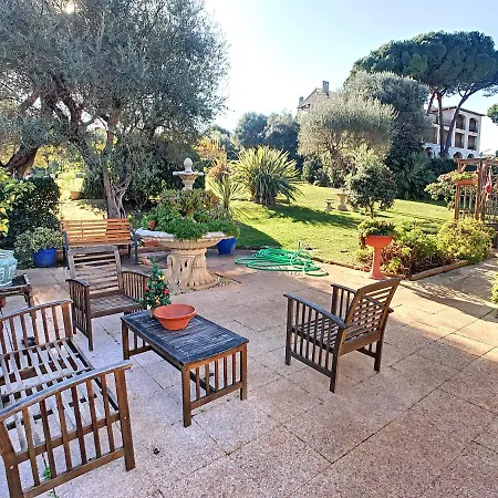 Appartement 2 Pieces Au Coeur Du Cap D'Antibes * Αντίμπ